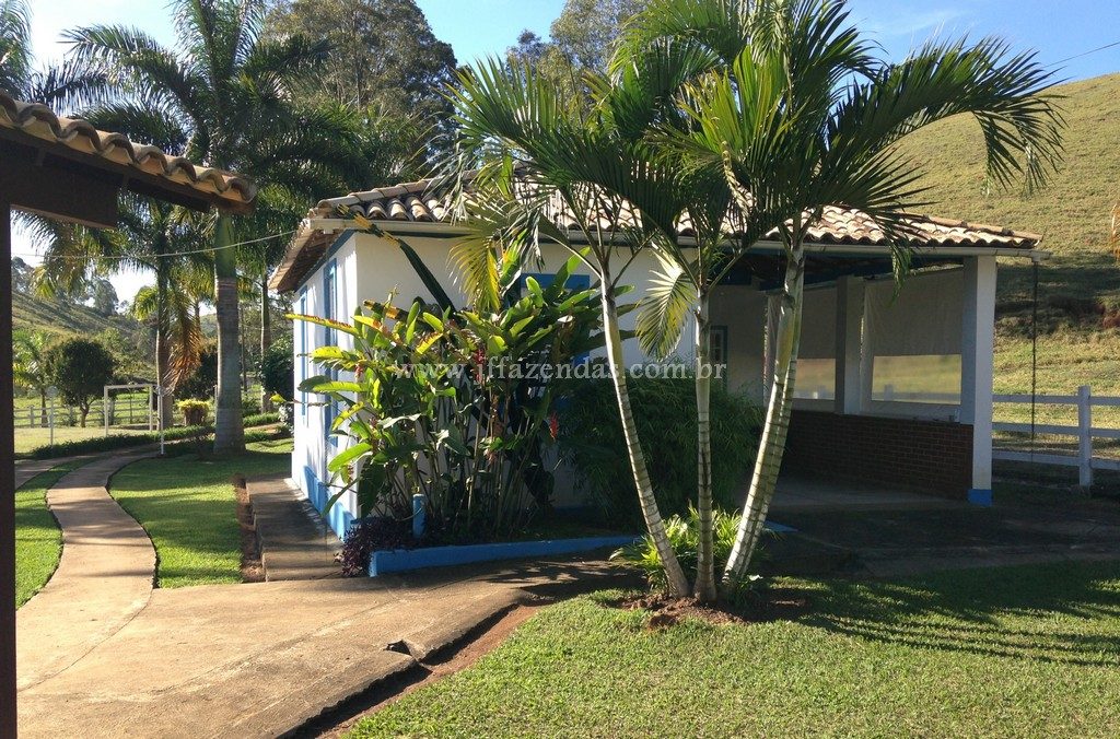 Fazenda georreferenciada com 54 hectares – Juiz de Fora – MG Fazenda georreferenciada com 54 hectares – Juiz de Fora – MG