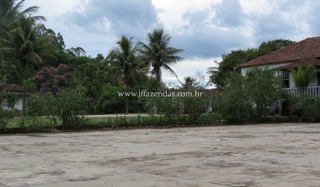 Fazenda em Valença – RJ – 1112 hectares Fazenda em Valença – RJ – 1112 hectares