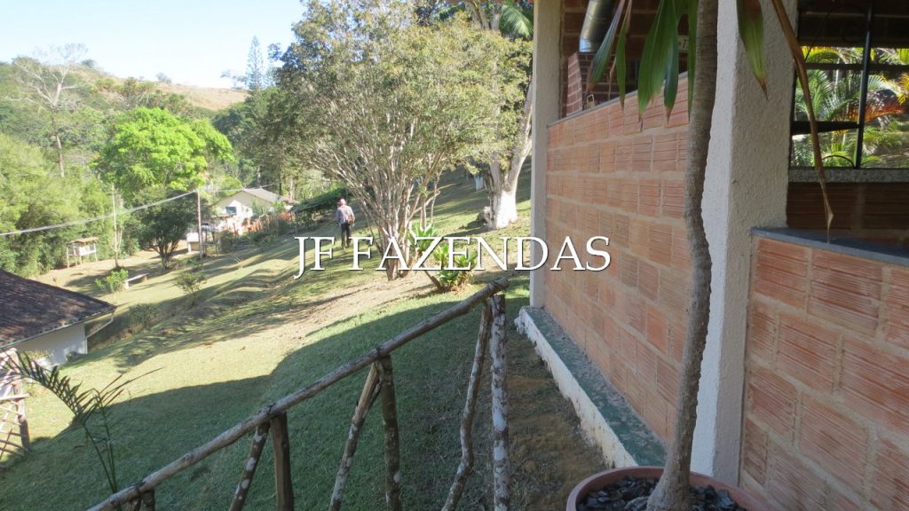Granja em Matias Barbosa – MG – 12.912 metros quadrados Granja em Matias Barbosa – MG – 12.912 metros quadrados