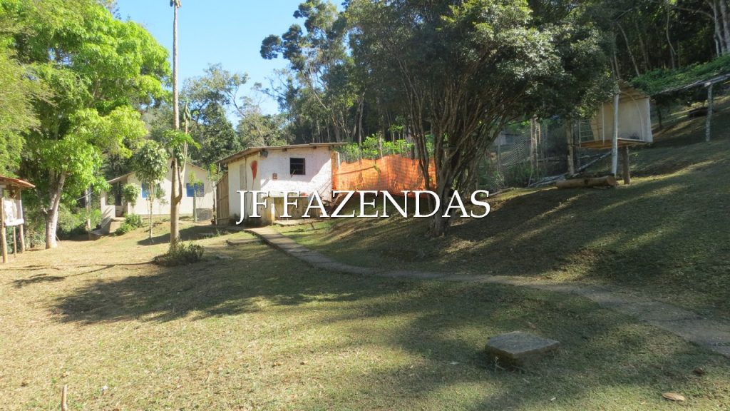 Granja em Matias Barbosa – MG – 12.912 metros quadrados Granja em Matias Barbosa – MG – 12.912 metros quadrados
