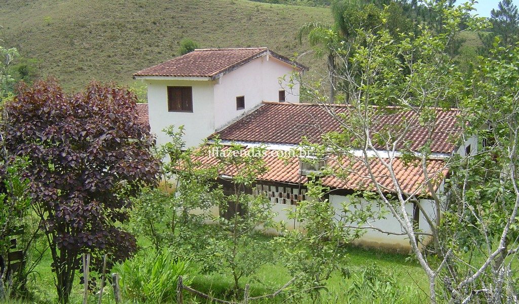 Fazenda em Santa Rita do Jacutinga – MG – 411 hectares Fazenda em Santa Rita do Jacutinga – MG – 411 hectares