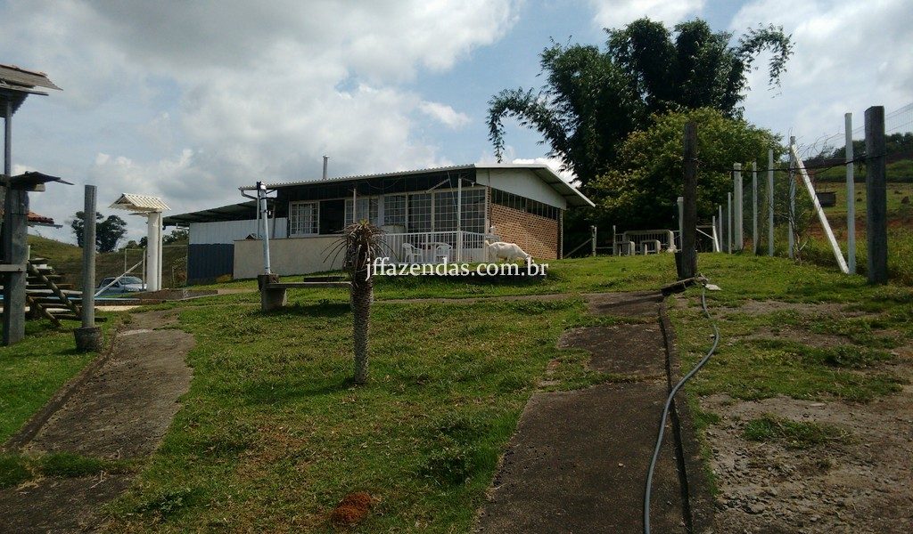 Granja – Juiz de Fora-MG – 1 hectare Granja – Juiz de Fora-MG – 1 hectare