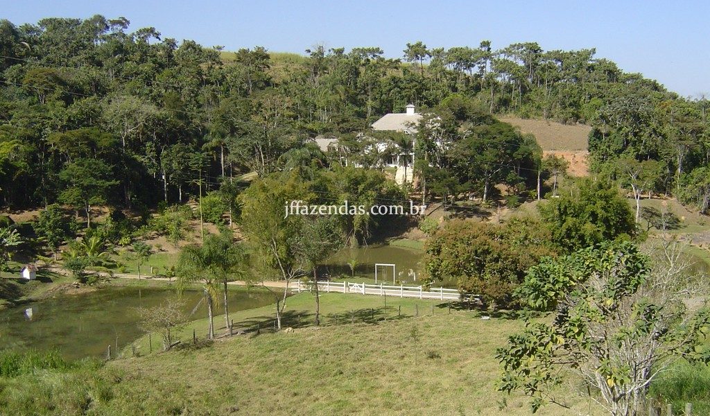 Sítio de alto padrão em Juiz de Fora/MG – 4 hectares Sítio de alto padrão em Juiz de Fora/MG – 4 hectares