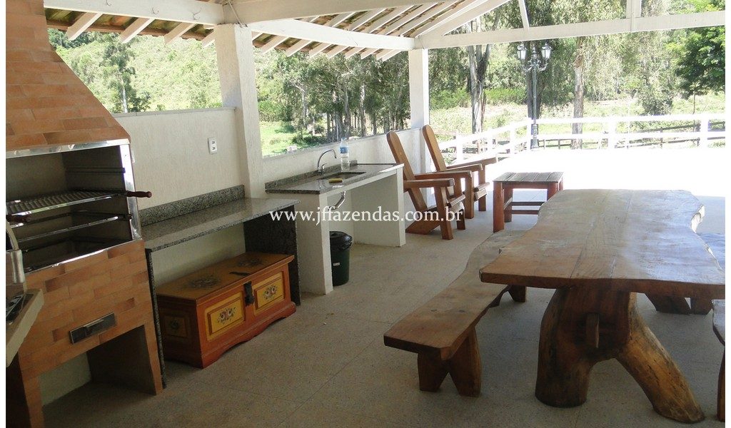 Fazenda – 180 hectares – Lima Duarte – MG Fazenda – 180 hectares – Lima Duarte – MG