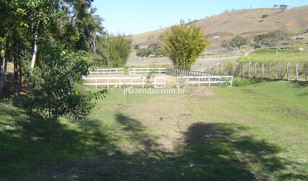 Sítio de alto padrão em Juiz de Fora/MG – 4 hectares Sítio de alto padrão em Juiz de Fora/MG – 4 hectares