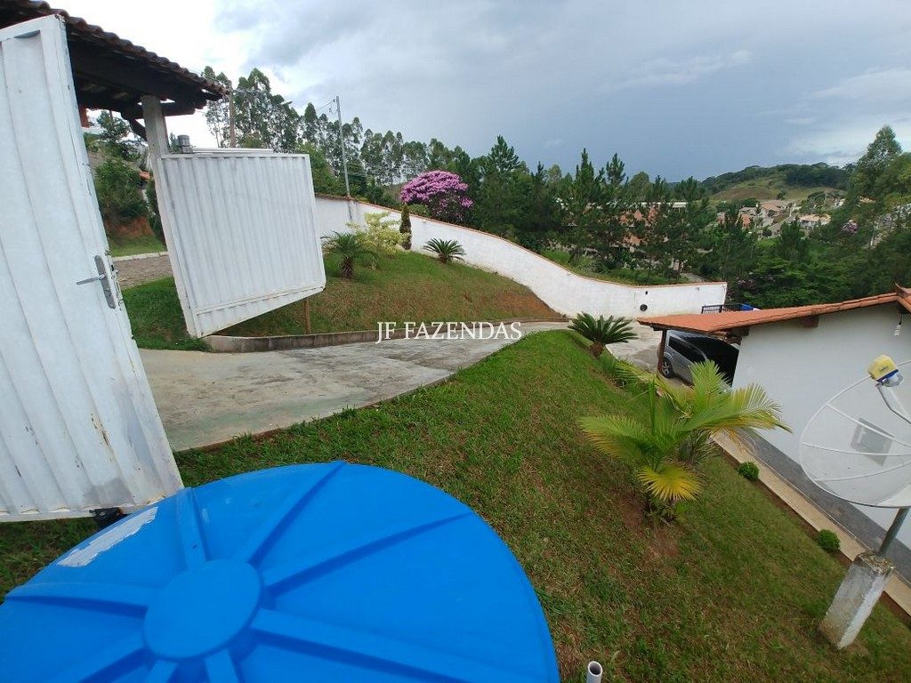 Granja em condomínio fechado – Juiz de Fora – MG – 1187 m² Granja em condomínio fechado – Juiz de Fora – MG – 1187 m²