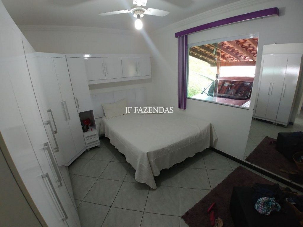 Granja em condomínio fechado – Juiz de Fora – MG – 1187 m² Granja em condomínio fechado – Juiz de Fora – MG – 1187 m²