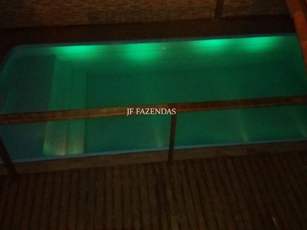 Granja em condomínio fechado – Juiz de Fora – MG – 1187 m² Granja em condomínio fechado – Juiz de Fora – MG – 1187 m²