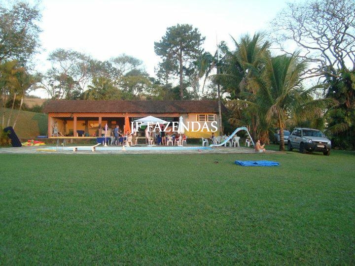Granja em Juiz de Fora – MG – 1,05 hectare Granja em Juiz de Fora – MG – 1,05 hectare