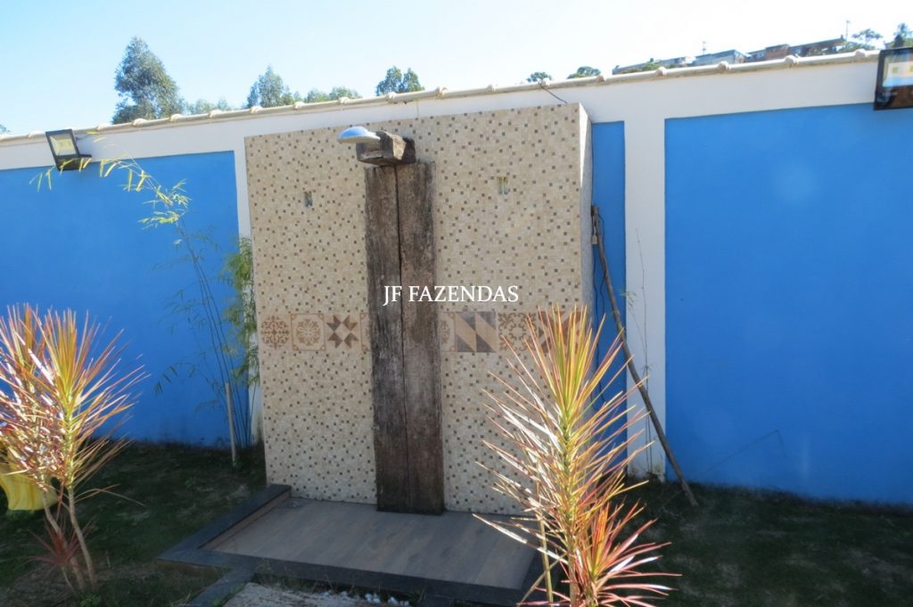 Granja em Juiz de Fora – MG – 1900 m² Granja em Juiz de Fora – MG – 1900 m²