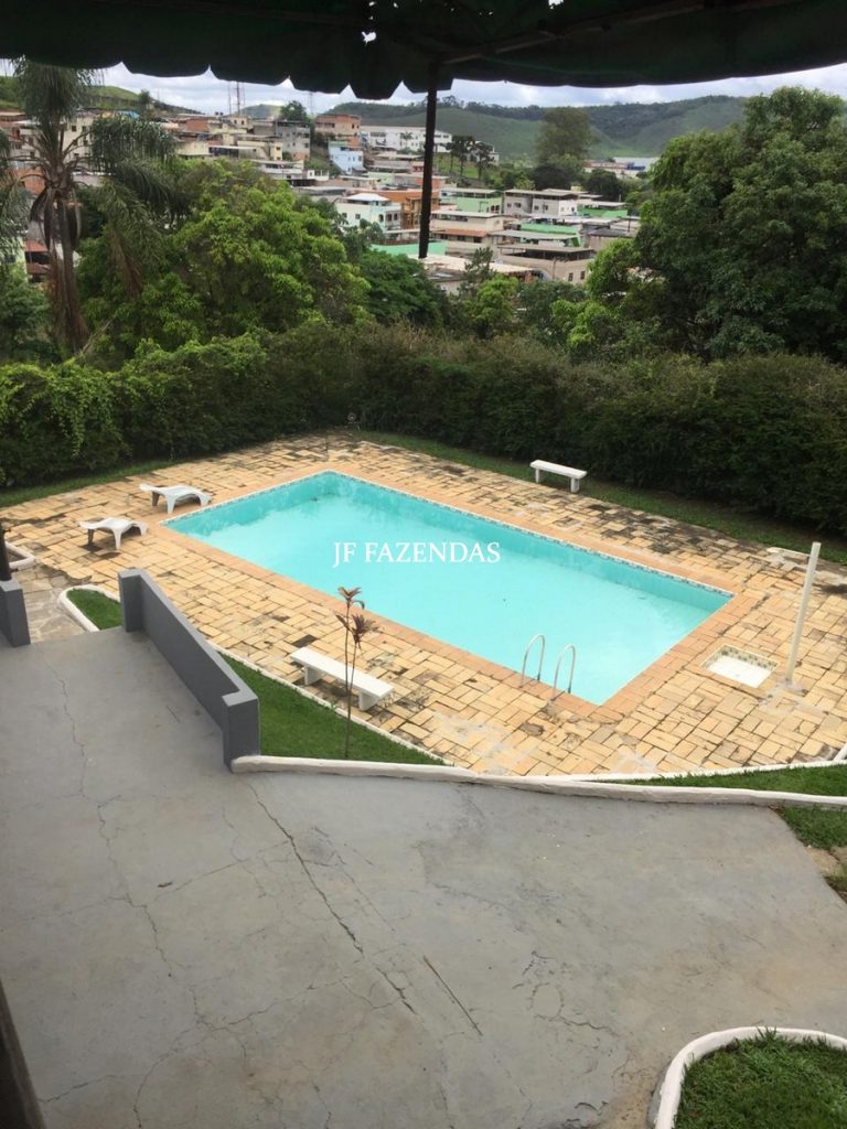 Granja em Juiz de Fora-MG – 4.000m² Granja em Juiz de Fora-MG – 4.000m²