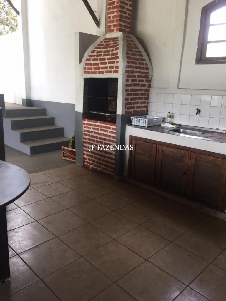 Granja em Juiz de Fora-MG – 4.000m² Granja em Juiz de Fora-MG – 4.000m²