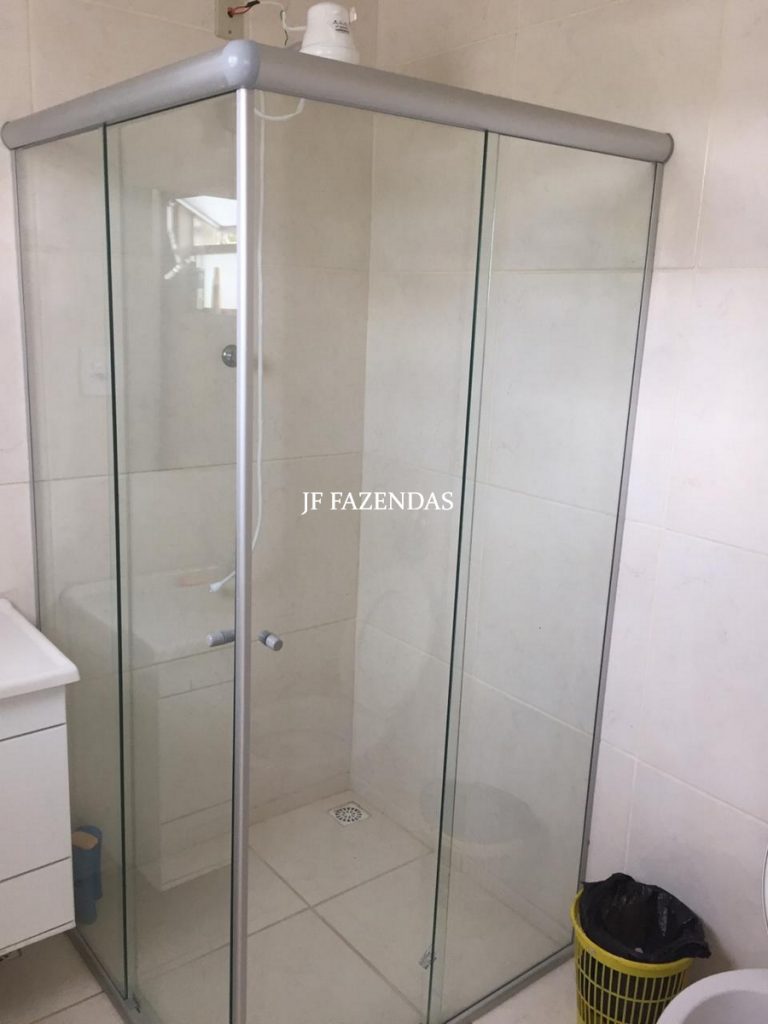 Granja em Juiz de Fora-MG – 4.000m² Granja em Juiz de Fora-MG – 4.000m²