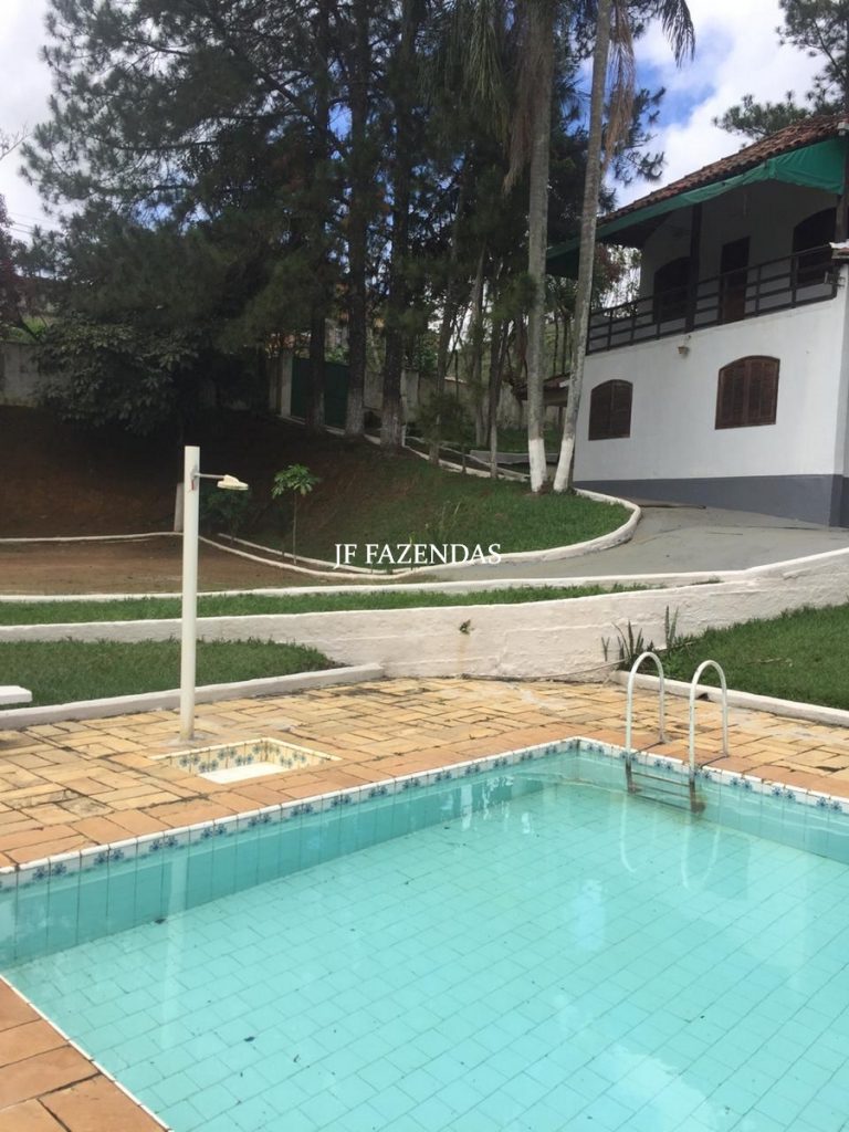 Granja em Juiz de Fora-MG – 4.000m² Granja em Juiz de Fora-MG – 4.000m²