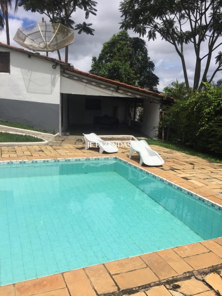 Granja em Juiz de Fora-MG – 4.000m² Granja em Juiz de Fora-MG – 4.000m²