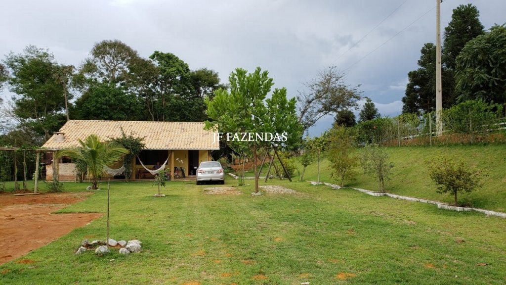 Granja em Juiz de Fora – MG – Bairro Grama – 1,6 hectares Granja em Juiz de Fora – MG – Bairro Grama – 1,6 hectares