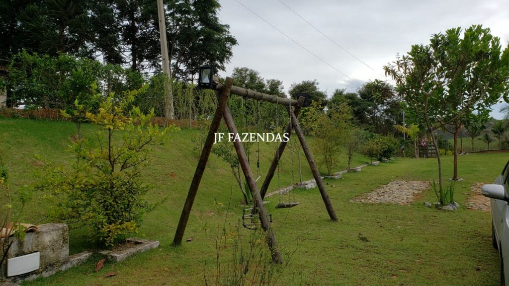 Granja em Juiz de Fora – MG – Bairro Grama – 1,6 hectares Granja em Juiz de Fora – MG – Bairro Grama – 1,6 hectares