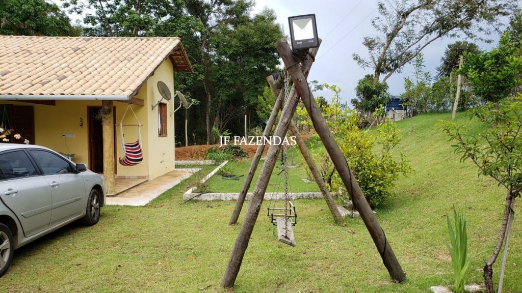 Granja em Juiz de Fora – MG – Bairro Grama – 1,6 hectares Granja em Juiz de Fora – MG – Bairro Grama – 1,6 hectares