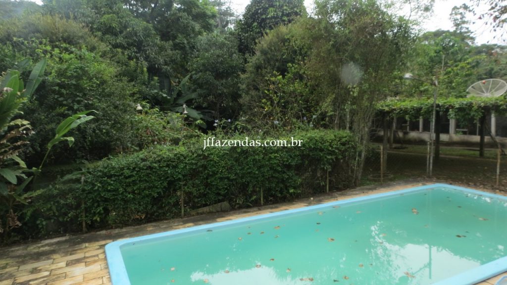 Granja em Matias Barbosa- MG – 1500 m² Granja em Matias Barbosa- MG – 1500 m²