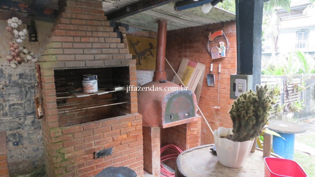 Granja em Matias Barbosa- MG – 1500 m² Granja em Matias Barbosa- MG – 1500 m²