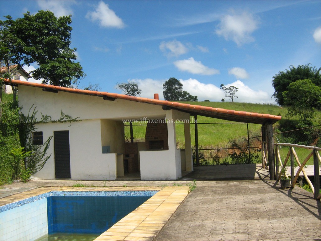 Sitio em Chácara/MG – 4,5 hectares Sitio em Chácara/MG – 4,5 hectares
