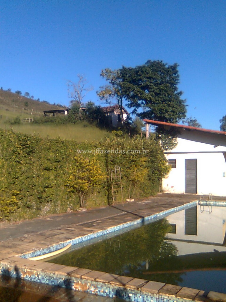 Sitio em Chácara/MG – 4,5 hectares Sitio em Chácara/MG – 4,5 hectares