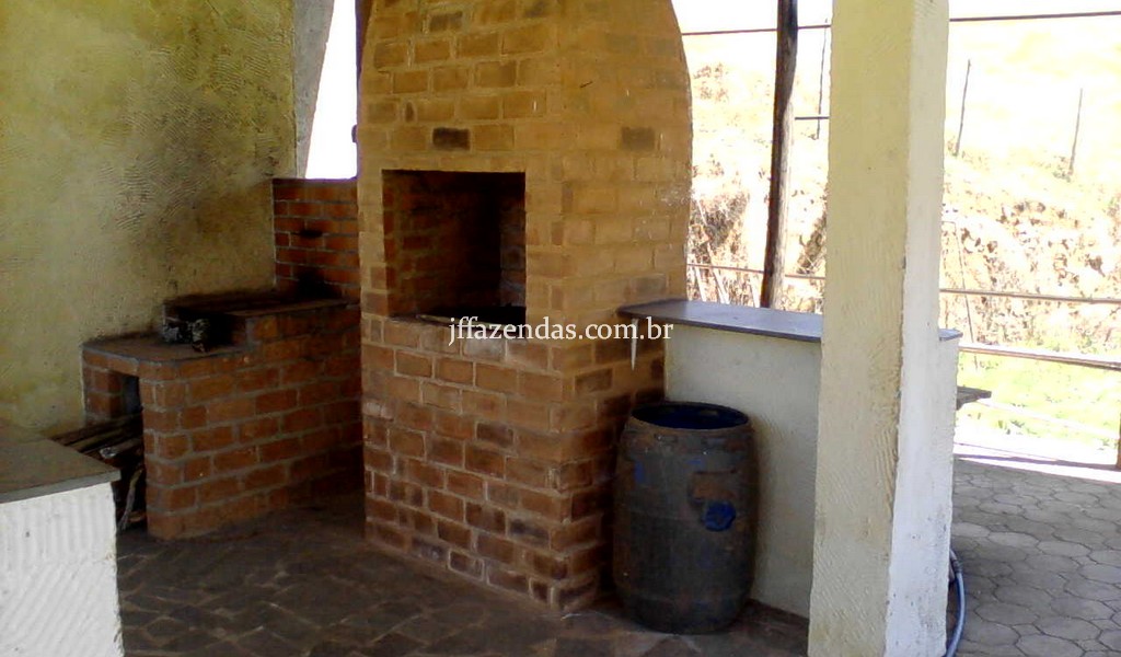 Sitio em Chácara/MG – 4,5 hectares Sitio em Chácara/MG – 4,5 hectares