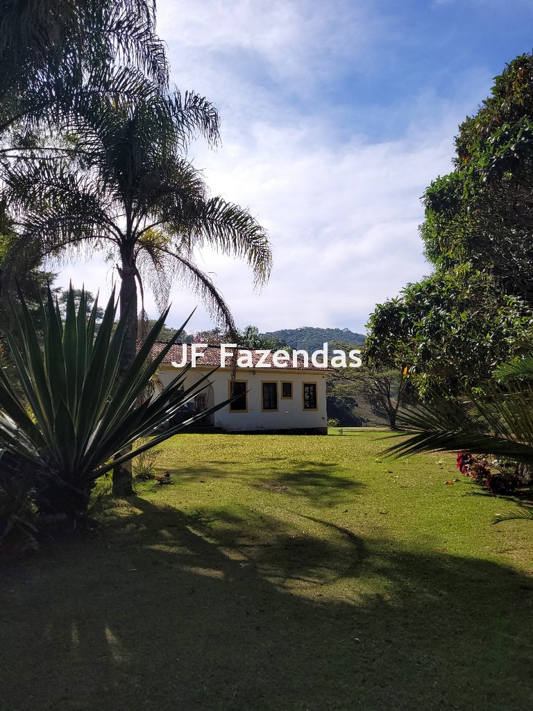 Sitio em Pequeri – MG – 66.98 hectares