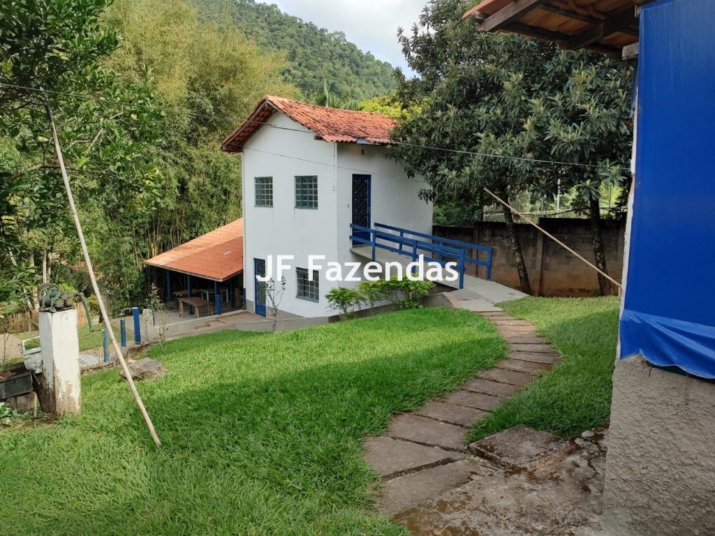 Granja em Juiz de Fora/MG 24000 m²