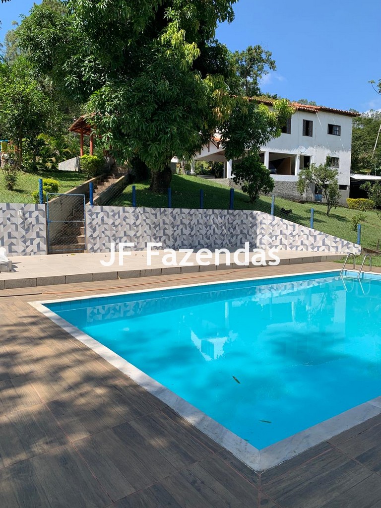 Granja em Juiz de Fora/MG 24000 m²