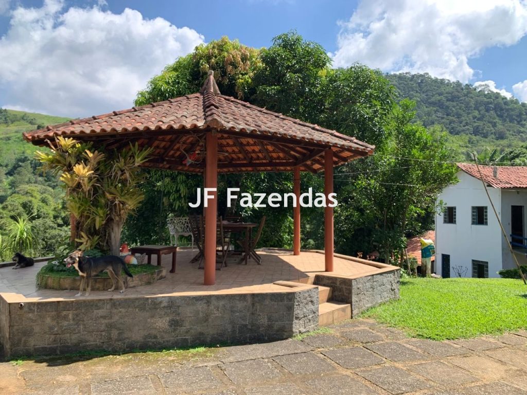Granja em Juiz de Fora/MG 24000 m²