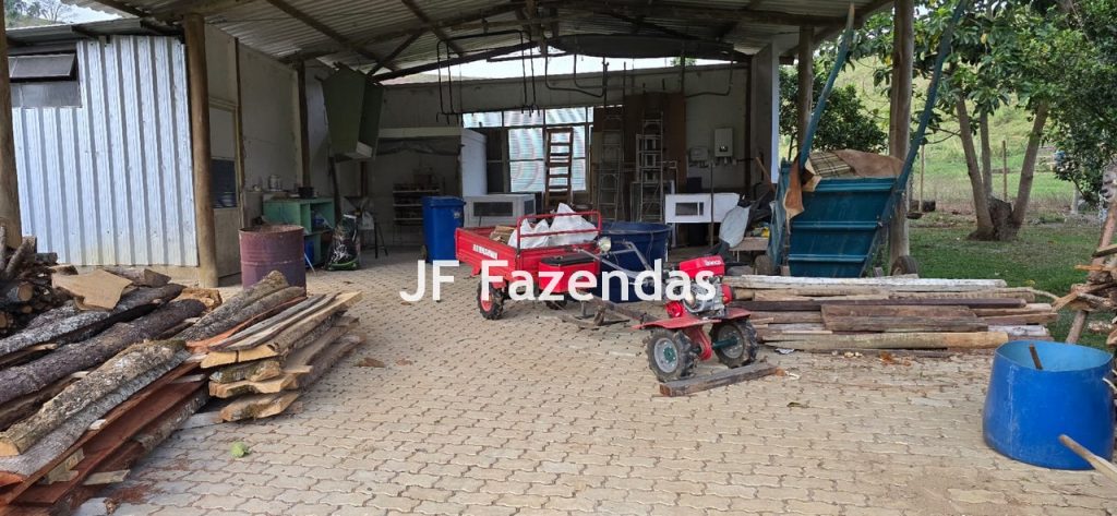 Sítio em Simão Pereira – MG 21 hectares Sítio em Simão Pereira – MG 21 hectares